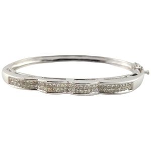 14 Karat White Gold Princess Cut Diamond Oval Bangle Bracelet #13175